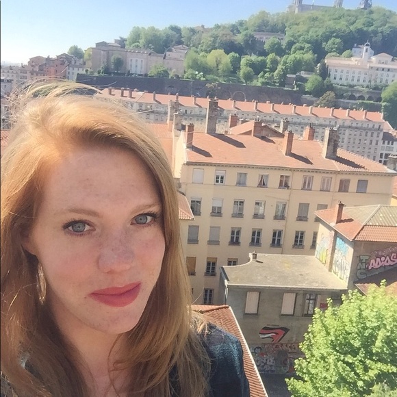 Meet your Posher, Mary kate - Picture 2 of 2